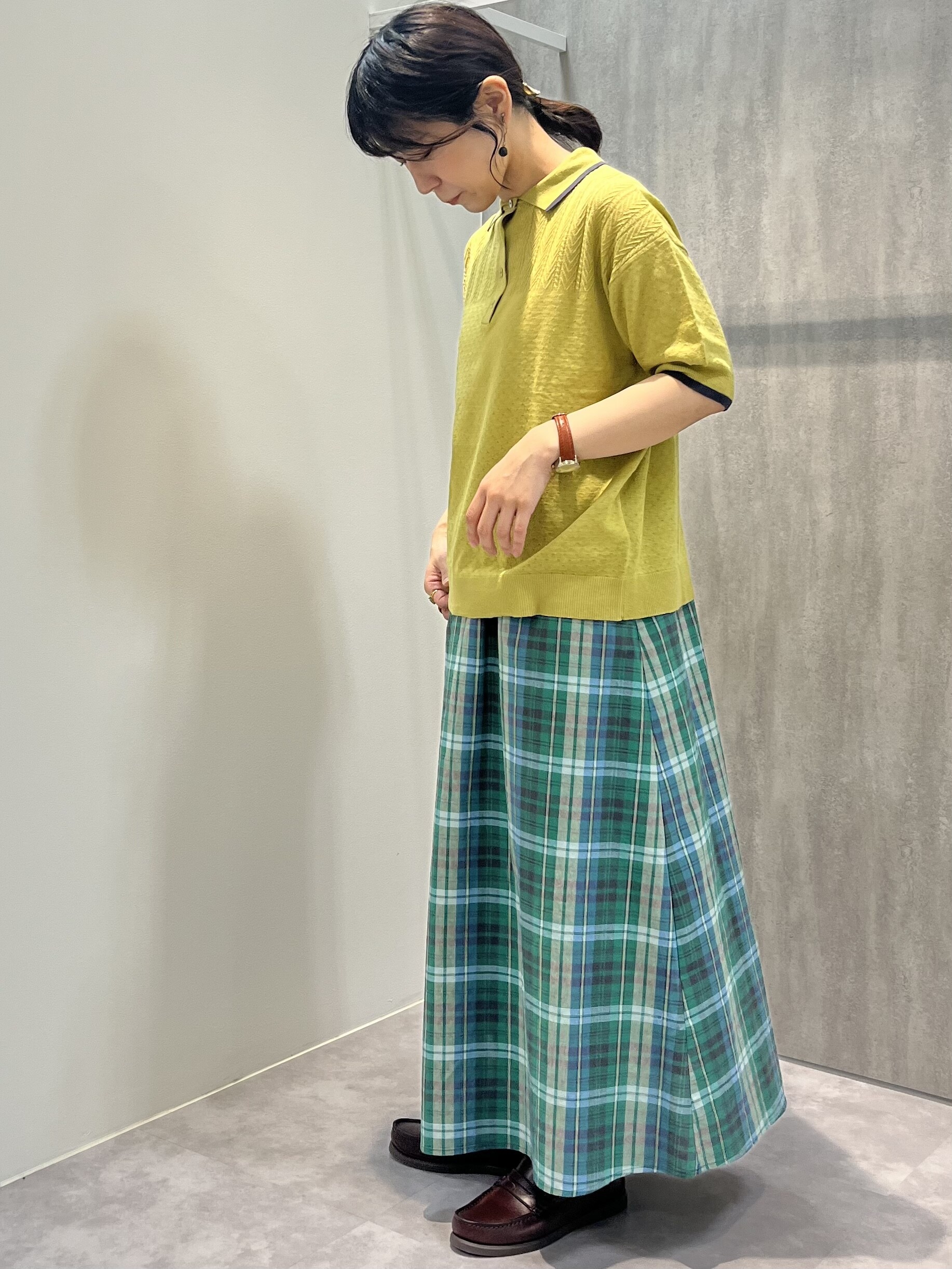 衿付きニット/マドラスチェックフレアスカート | ショップブログ