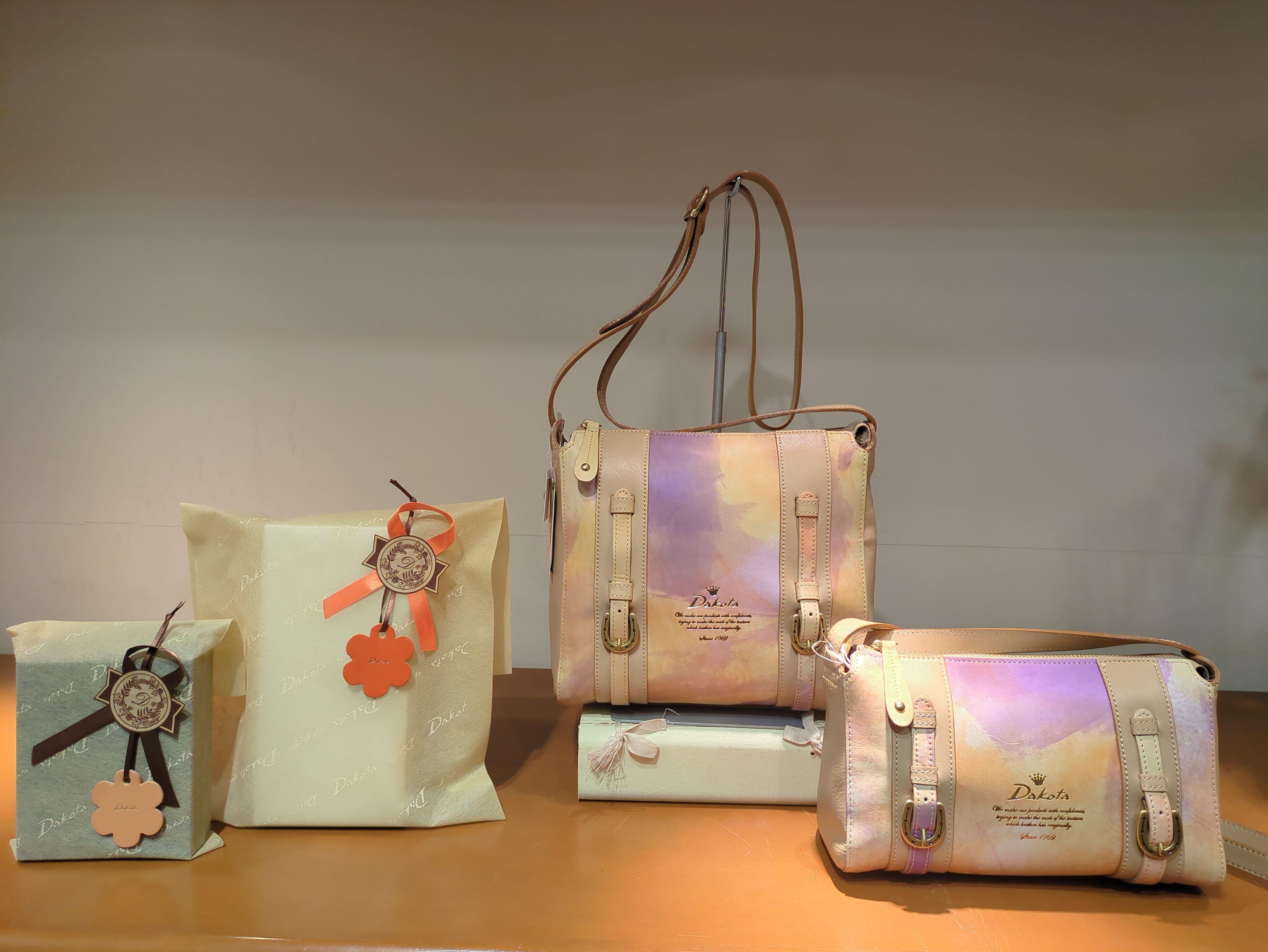 💐New💐幻想的なニュアンスカラーの限定バッグ！ | ショップブログ
