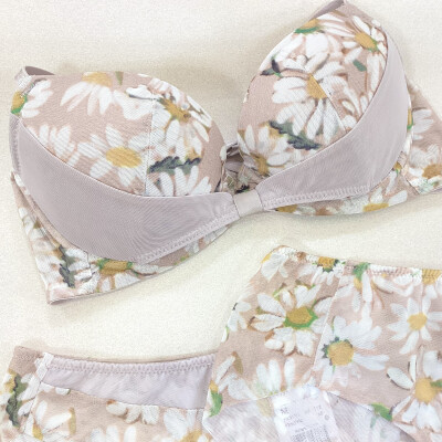 ワコール「リボンブラ」新作入荷🎀