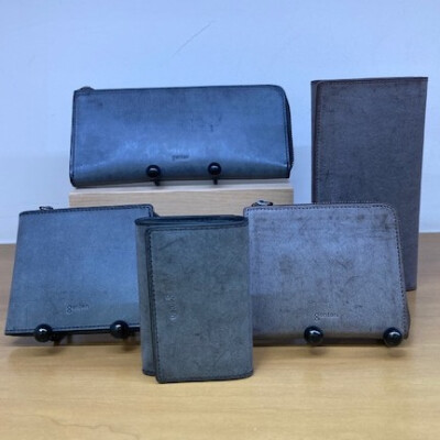 紳士向けの新作財布が入荷しました👛