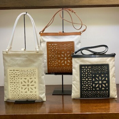 リネン素材×革のバッグが入荷しました🎵