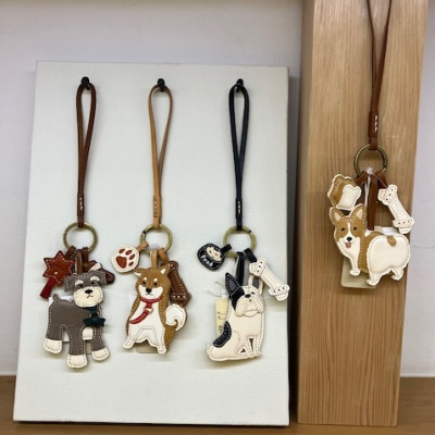 大人気の犬のチャームに仲間が増えました🐶