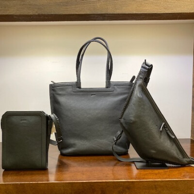 ユニセックスなバッグが入荷しました！