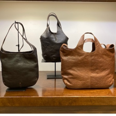 新作バッグが入荷しました🎵