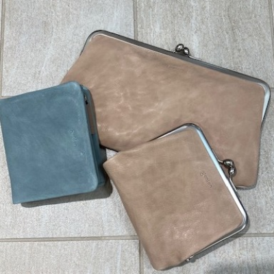 今年もリバティとのコラボ財布が入荷しました🎵