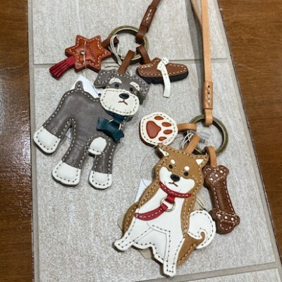 可愛い犬のチャームが入荷しました🐶