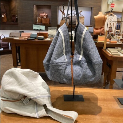 風呂敷の様な❔バッグが入荷しました！