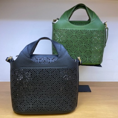 新作が入荷しました!