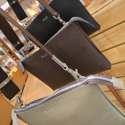 ✨New✨　【限定品】Dakota BLACK LABELバッグ