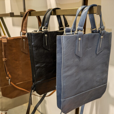 ✨✨〜New〜✨✨味のある独特なシボ感が魅力のバッグ👜✨✨