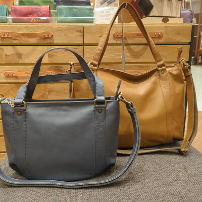 ✨〜New〜✨　軽さにこだわった馬革バッグ👜