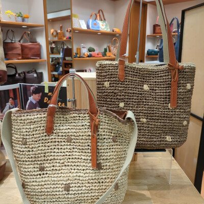 ☀️　ラフィア素材の🏝️Summerバッグ入荷しました〜🏖️