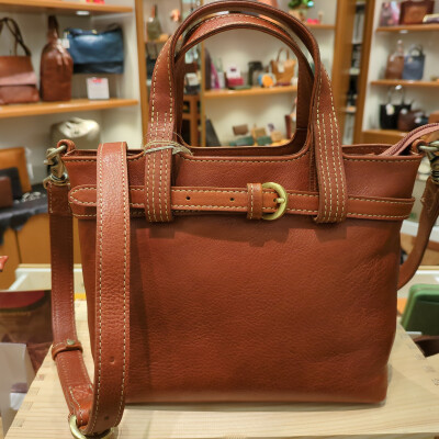 ✨New✨　ベルトモチーフが素敵なバッグ👜入荷しました〜✨✨