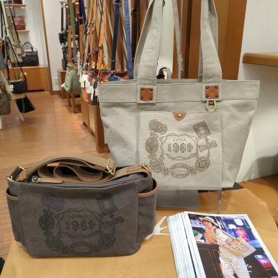 ✨New✨丈夫なキャンバス地とデニムを使用したバッグ👜