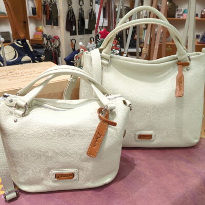 ❄️New Color❄️〜　❄️アイボリーが登場しました～❄️