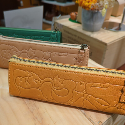 🐹🐯🐨アニマルパズル🧩柄が　かわぃぃ💕革小物登場🐹🐯🐨