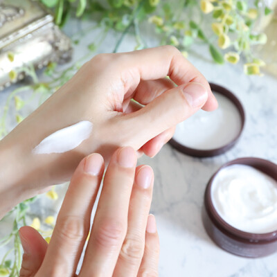 冬のお肌の乾燥に！潤いボディケアアイテム