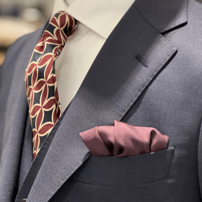 セレモニーにも！おすすめスリーピーススーツのご紹介✨